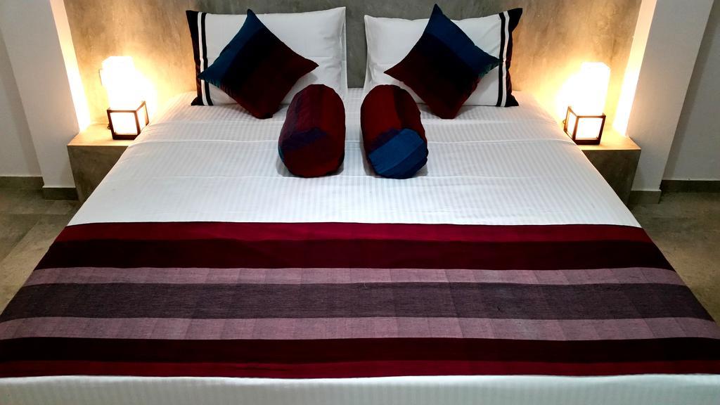 Diamond Lake Tourist Rest Anuradhapura Ngoại thất bức ảnh