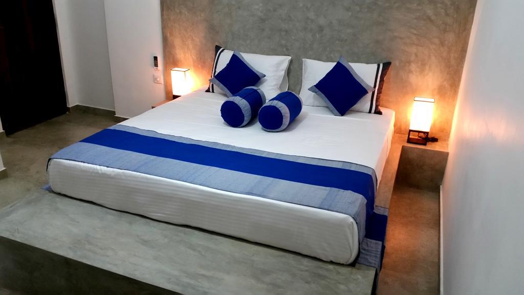 Diamond Lake Tourist Rest Anuradhapura Ngoại thất bức ảnh