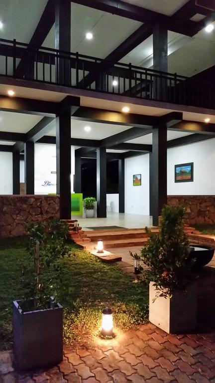 Diamond Lake Tourist Rest Anuradhapura Ngoại thất bức ảnh