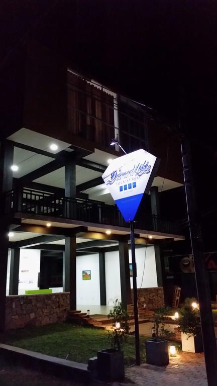 Diamond Lake Tourist Rest Anuradhapura Ngoại thất bức ảnh