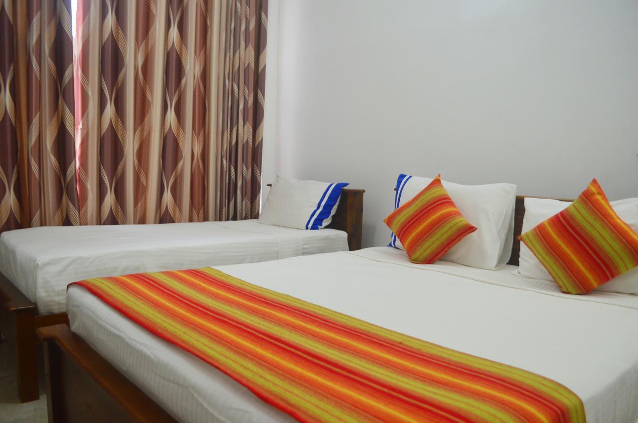Diamond Lake Tourist Rest Anuradhapura Ngoại thất bức ảnh